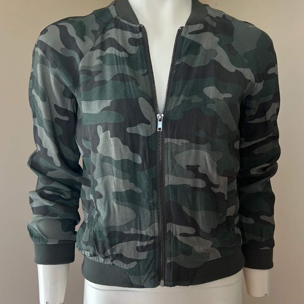 BB Dakota Camouflage Patterned Jacket